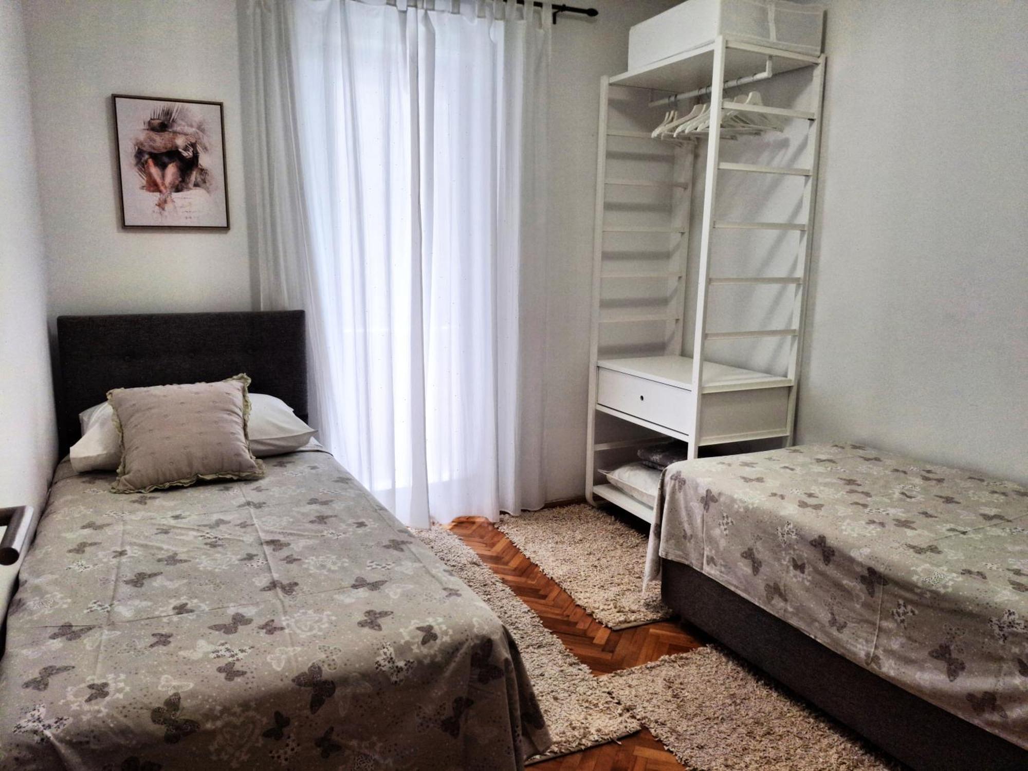 Holiday Home Petra Podstrana Luaran gambar